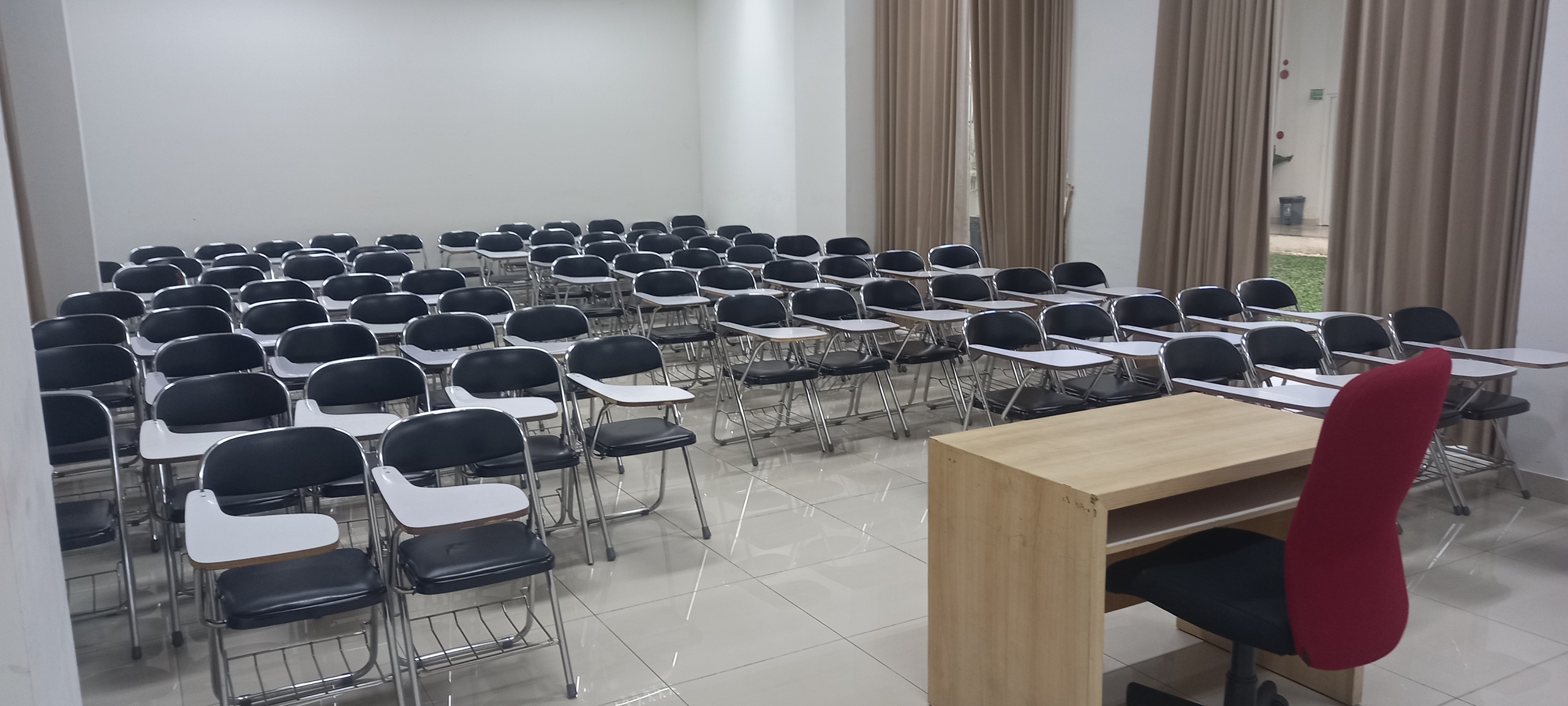 Panduan Lengkap Kuliah E-Commerce di Indonesia untuk Pemula