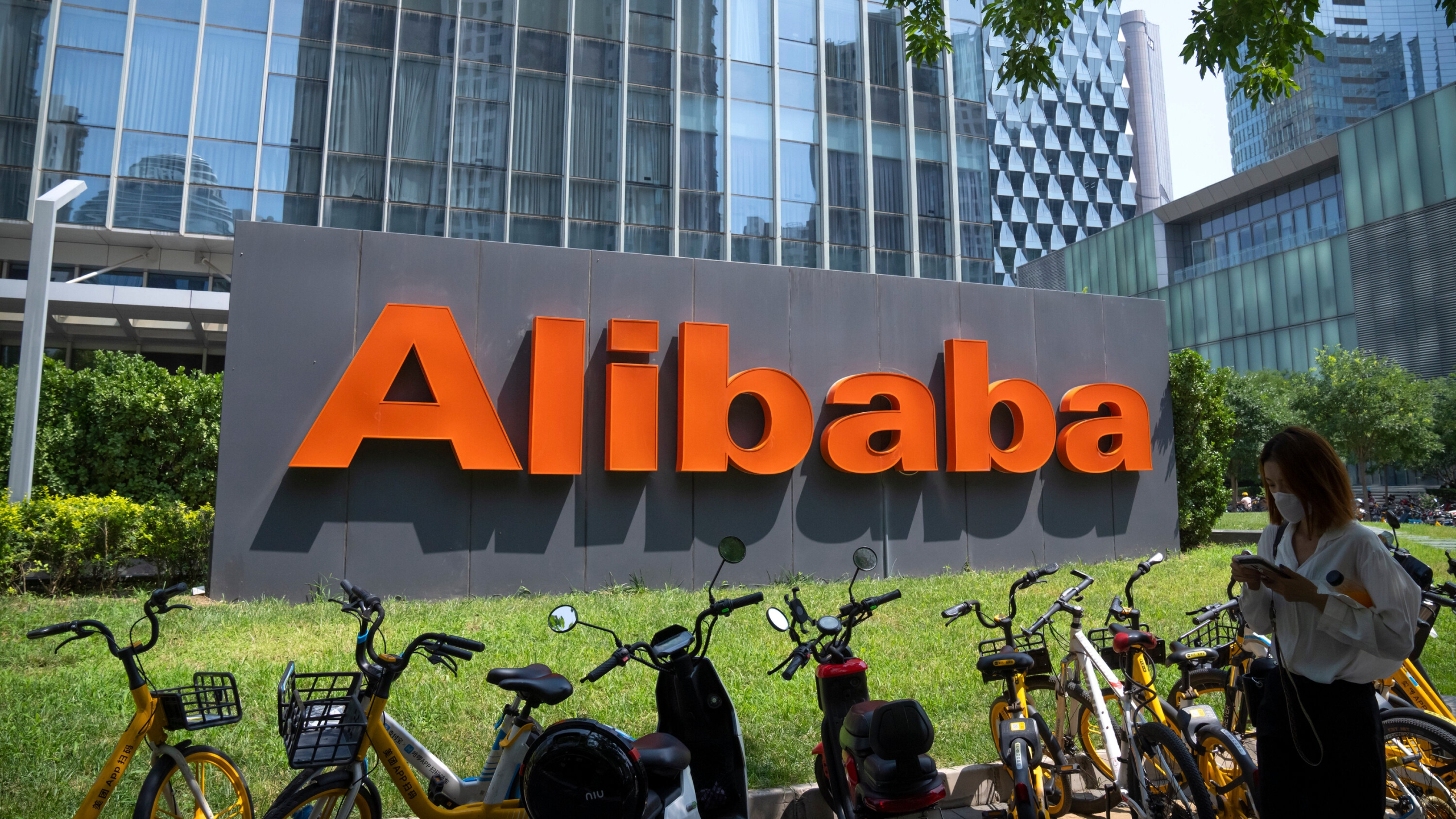 Pengaruh Kebijakan Ekonomi Alibaba Terhadap Bisnis di Indonesia
