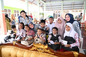 Satu Tahun Danantara Indonesia: Memperkuat Fondasi untuk Masa Depan Generasi Indonesia.  Dukungan Nyata Jasa Raharja Bagi Pendidikan Generasi Emas Indonesia