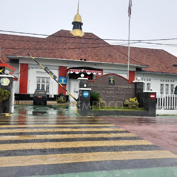 Razia Lapas Pemuda Tangerang, 110 Ponsel dan 57 Senjata Tajam Rakitan Disita