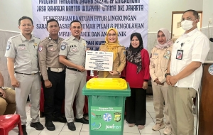 PT. Jasa Raharja (Persero) Kantor Wilayah Utama DKI Jakarta Dorong Kesadaran Lingkungan dan Kepatuhan Pajak melalui Bank Sampah Kutilang Johar Baru