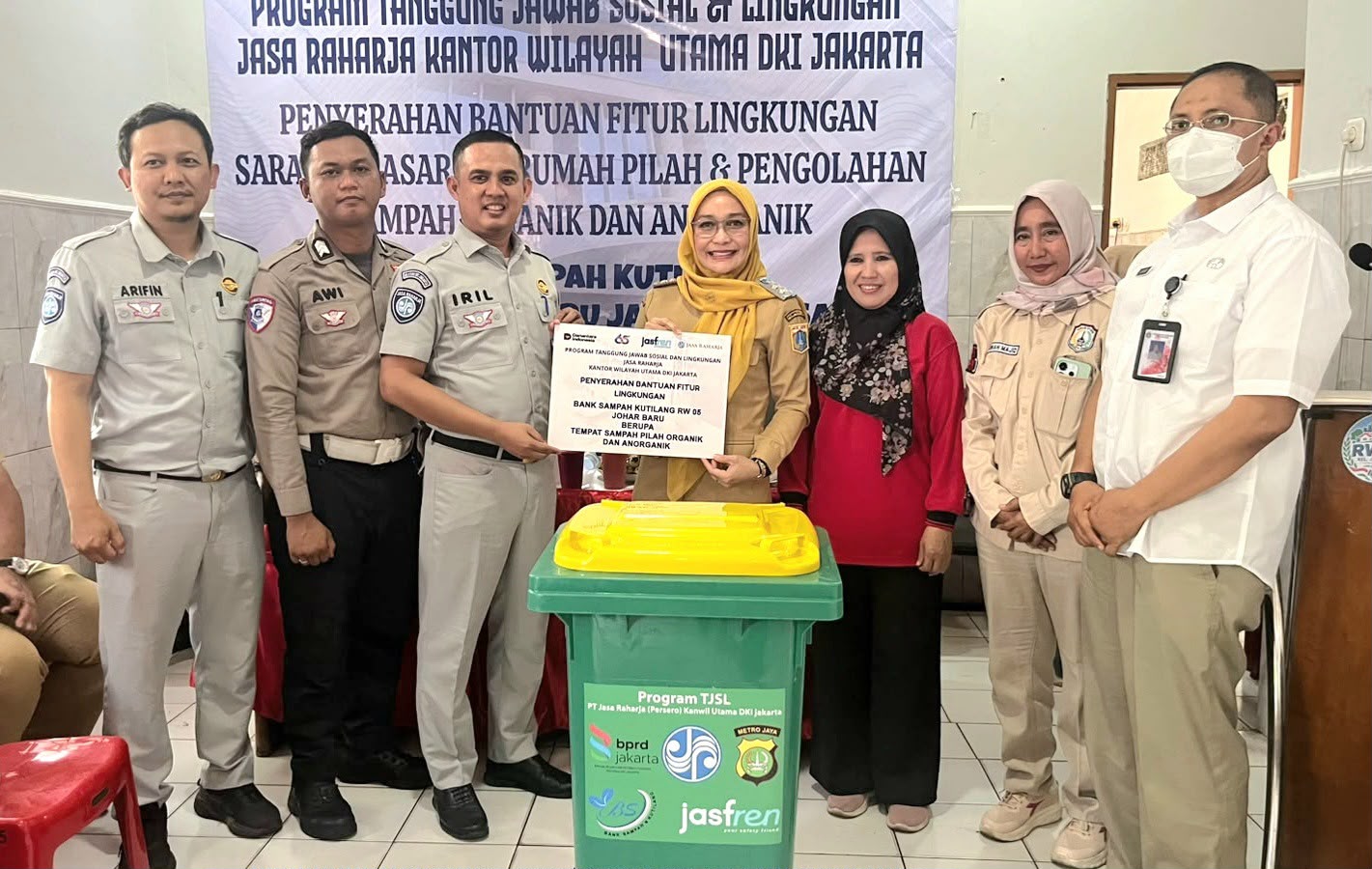 PT. Jasa Raharja (Persero) Kantor Wilayah Utama DKI Jakarta Dorong Kesadaran Lingkungan dan Kepatuhan Pajak melalui Bank Sampah Kutilang Johar Baru